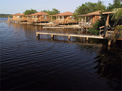 Laguna Beach Resort Утіла Екстер'єр фото